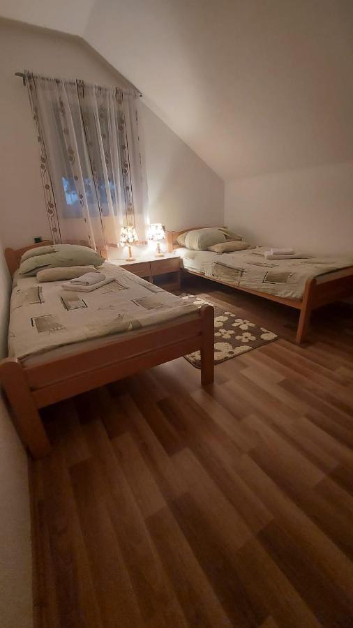 Apartment Slap Rakovica Exteriér fotografie
