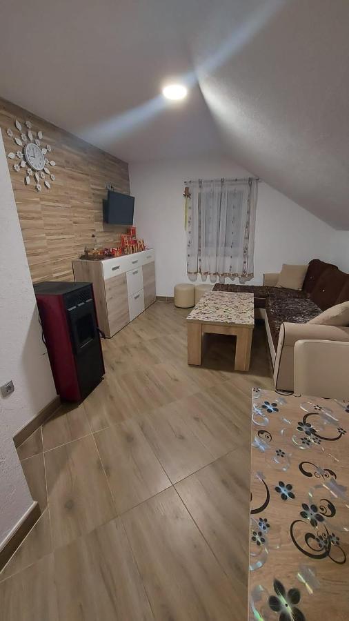Apartment Slap Rakovica Exteriér fotografie